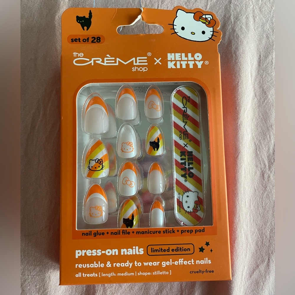NIB, Hello Kitty x the Creme Shop Set of Halloween Press On Nails Stiletto NWT